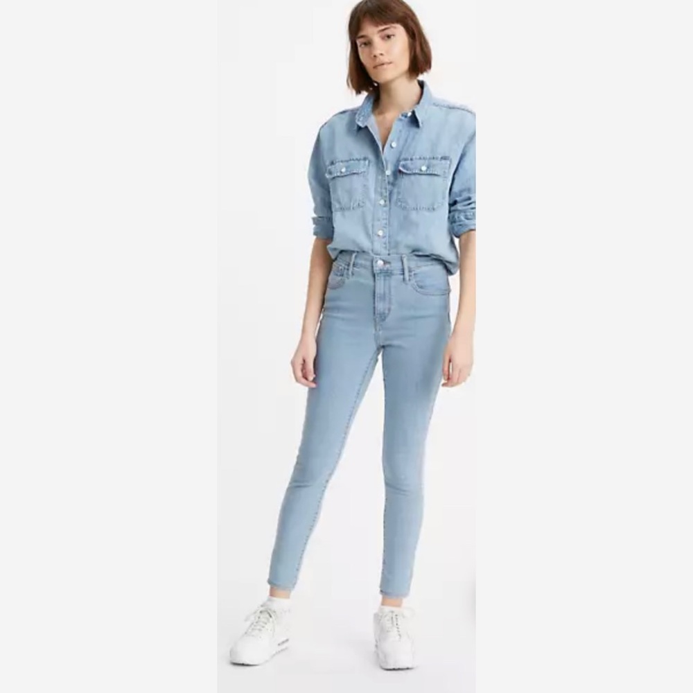 Levi’s 720 High Rise Super Skinny 28